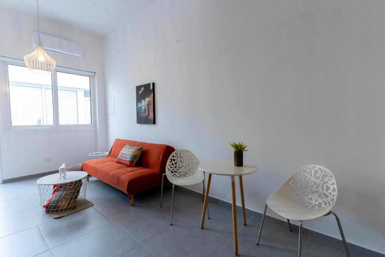 Prima Gardens City Studios Ларнака Экстерьер фото
